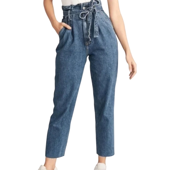 Abercrombie & Fitch Mom Jean Paperbag Waist Denim Jeans Size 4 - Picture 1 of 5